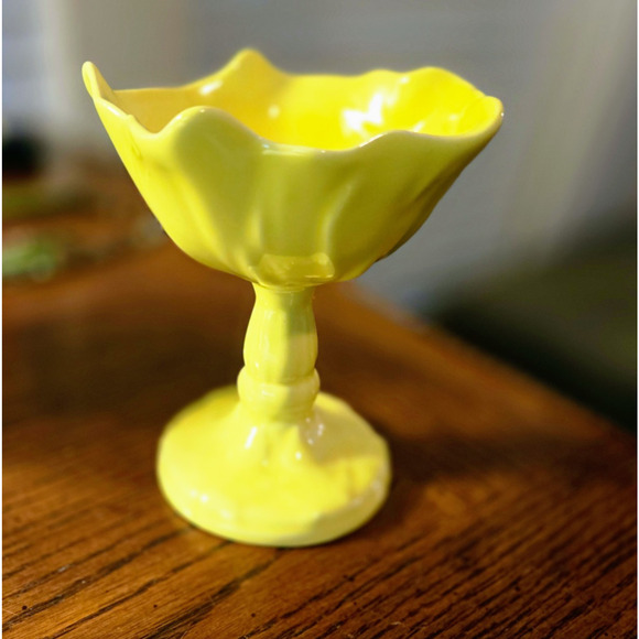 Vintage Yellow Martan Portugal Pottery Flower Compotes Set of 4 - Picture 10 of 14